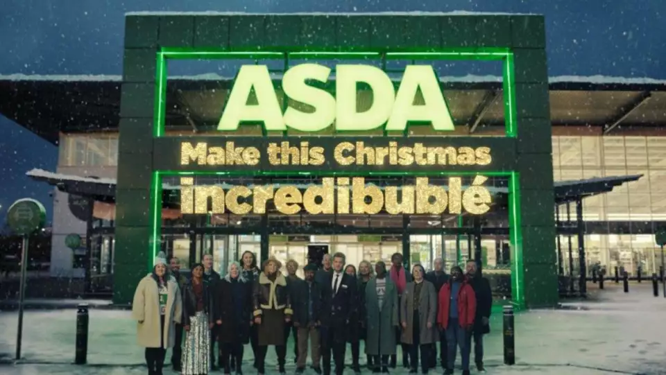 Colleagues sing alongside Michael Bublé in Asda Christmas advert image 2
